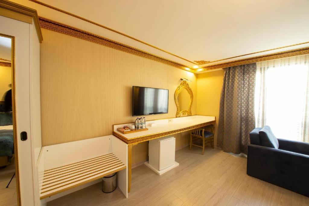 Hotel Phosphorion Istanbul Exterior foto A room at the hotel