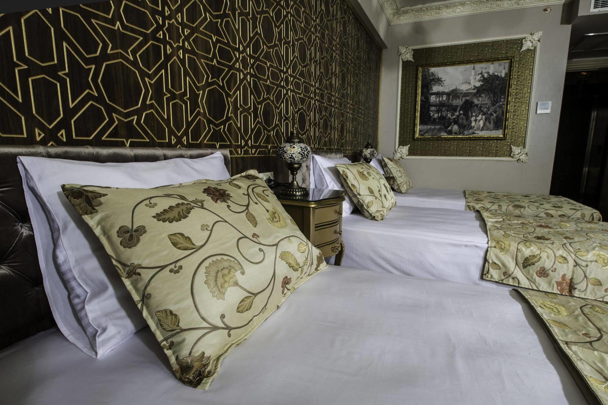 Hotel Phosphorion Istanbul Exterior foto A room at the hotel