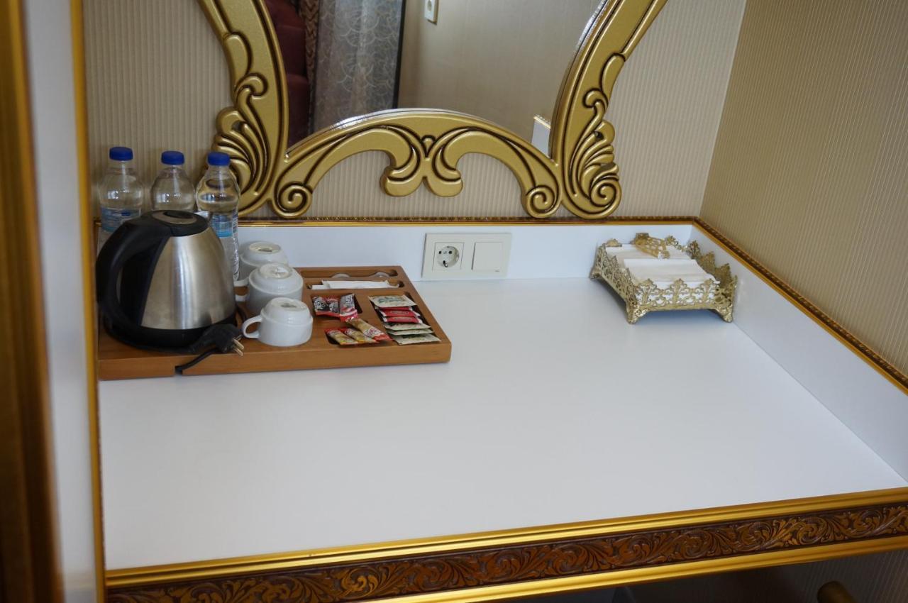 Hotel Phosphorion Istanbul Exterior foto A dressing table